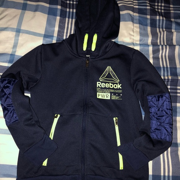 💥SOLD💥Boys Reebok track suit - Picture 5 of 5
